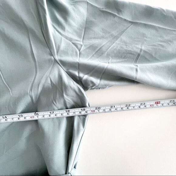 H&M // Divided // Dusty Green long lightweight coat // Size M // Never worn - Picture 4 of 7